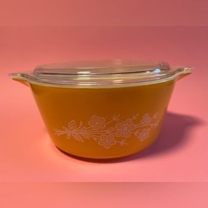 Vintage Pyrex 473 Casserole Bowl with Lid 470 Butterfly Gold 1 Qt - USA made